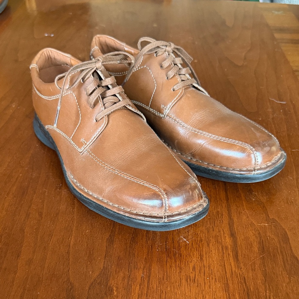 Clark’s Men's Brown Leather Shoes